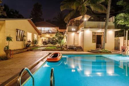 Golden Radiance Airyaman Spa & Pool Villa Breakfast & Spa Included Mysore Exterior photo