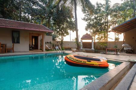 Golden Radiance Airyaman Spa & Pool Villa Breakfast & Spa Included Mysore Exterior photo